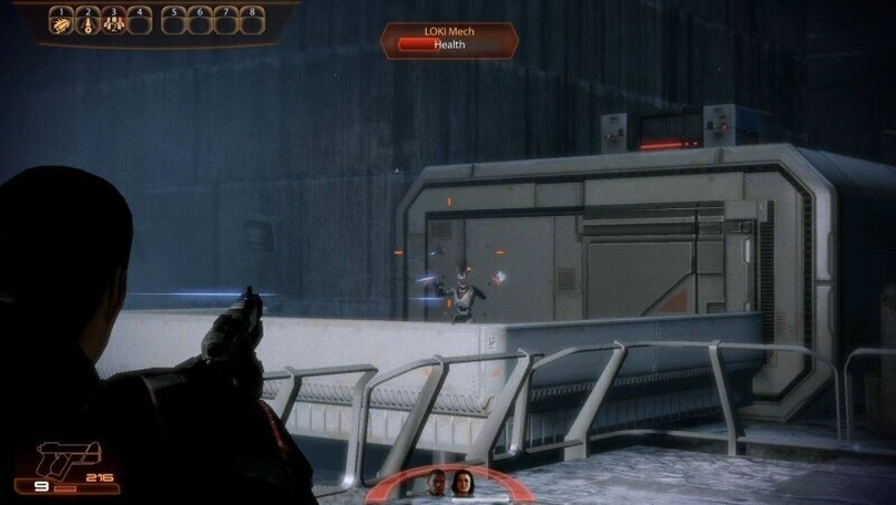 [Mass Effect 2] На скриншоте: Отстрел охранных роботов.