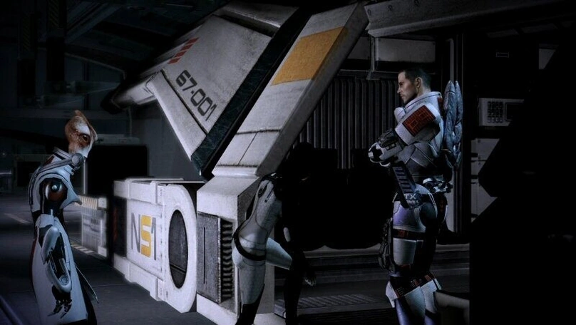 [Mass Effect 2] На скриншоте: Подъём на челнок.